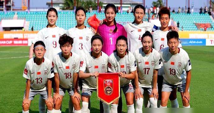 赢球了，但总觉得不对劲。
 

中国U20女足亚洲杯小组赛，碰上越南和孟加拉国，