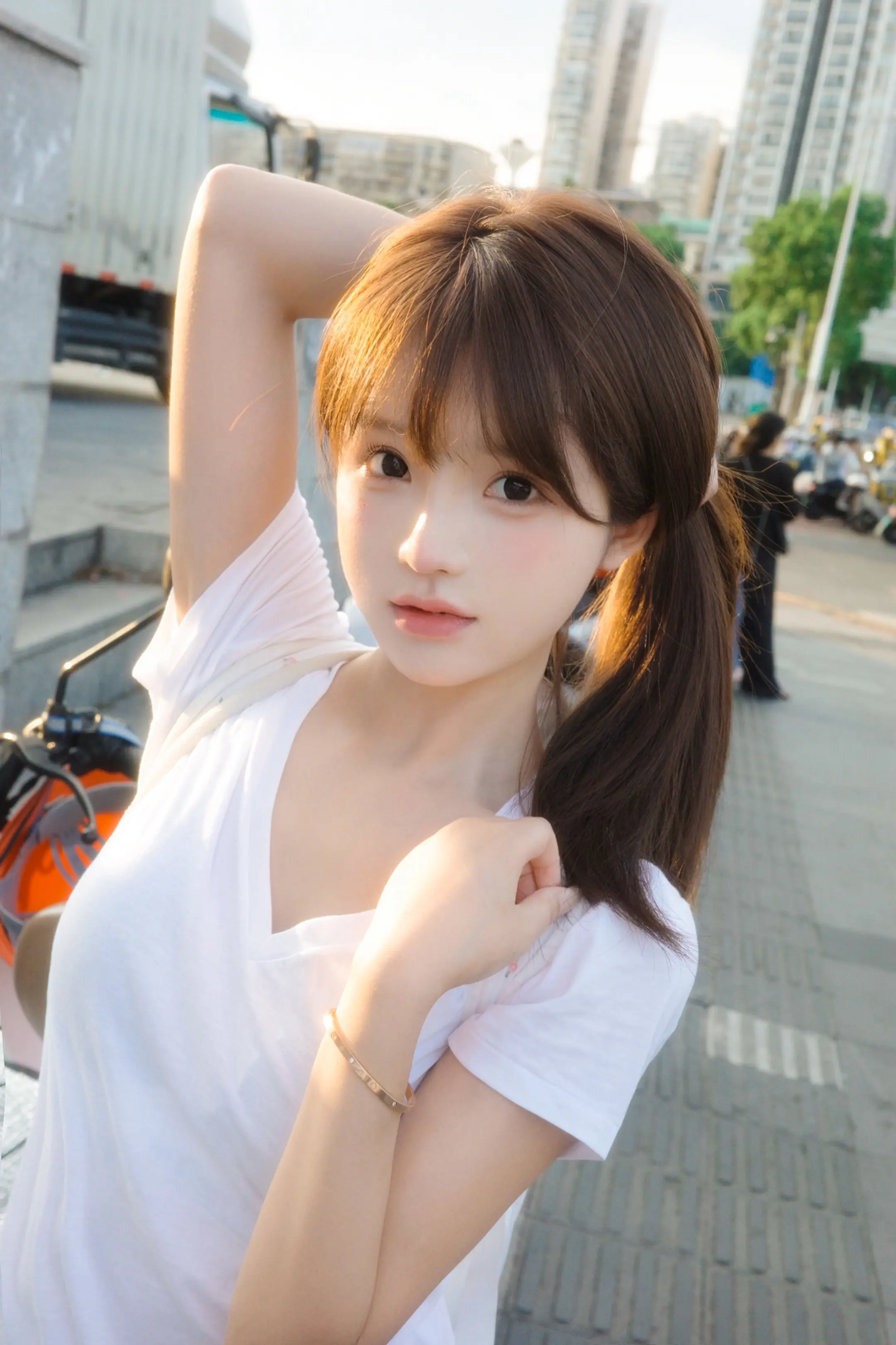 我开始迷信 希望你的指纹里面有我的命运。
