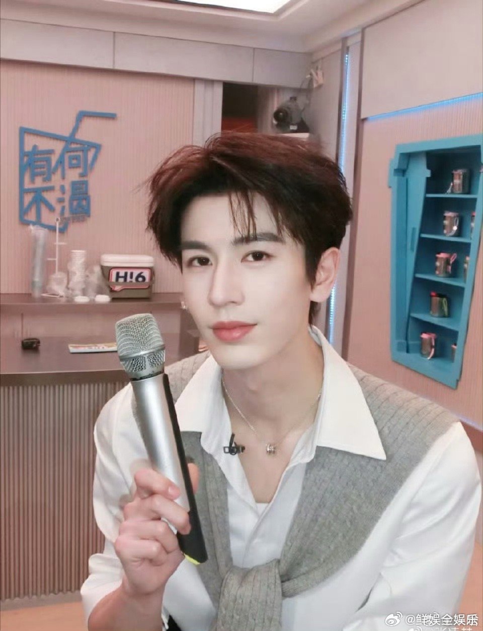 氛围感男神的小秘密公开！张凌赫在你好星期六也太有魅力了！张凌赫的秘密你好星期六
