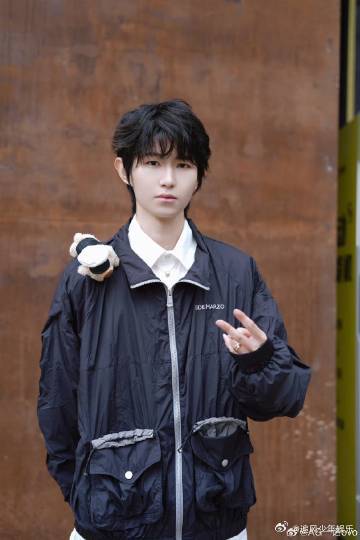 一诺加盟我家那小子我家那小子 从KPL赛场到生活综艺，的反差萌要藏不住啦！胃痛时