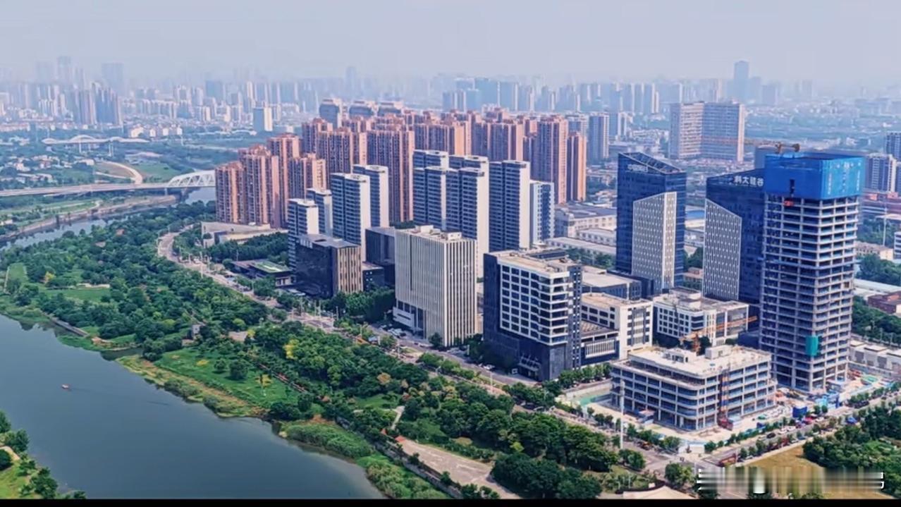 合肥低空经济赛道精准落子！6月16日瑶海区签约合肥羽成航空，专业无人机技术服务项