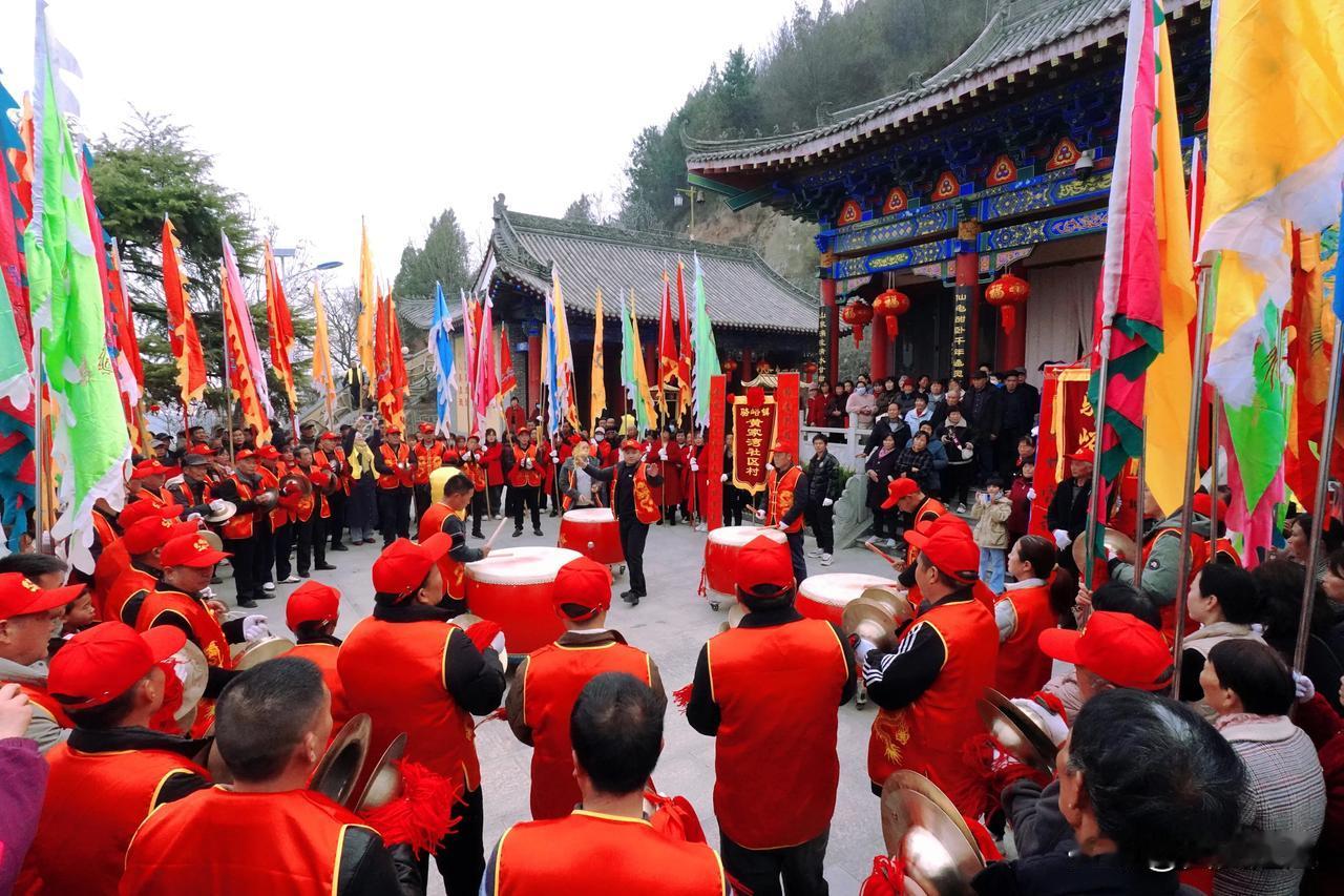 春回大地，福满人间！3月1日（农历二月二“龙抬头” 是周至骆峪镇红旗村龙王庙古会