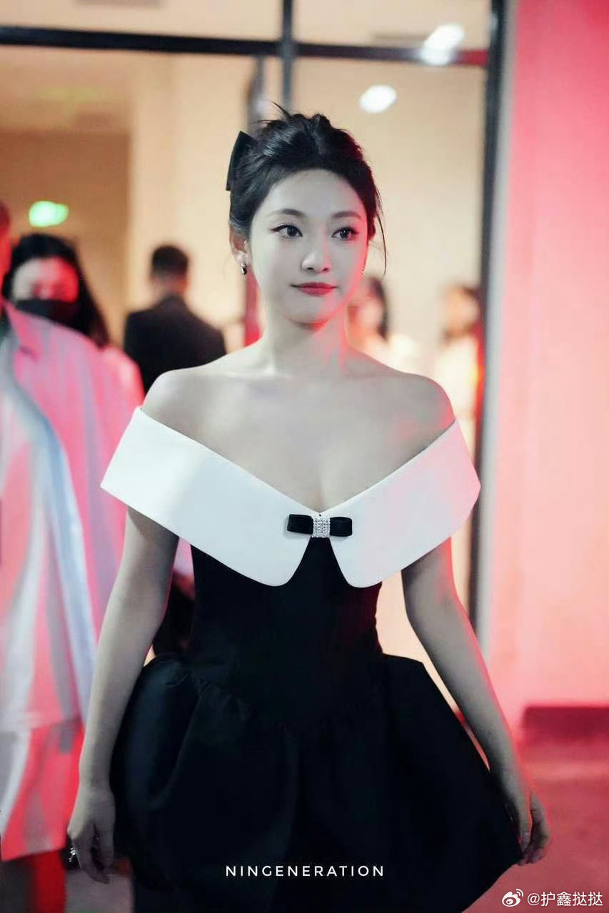 这件衣服撞衫了吗？宁艺卓宋雨琦 投票都投不出来谁更好看，都太美了吧