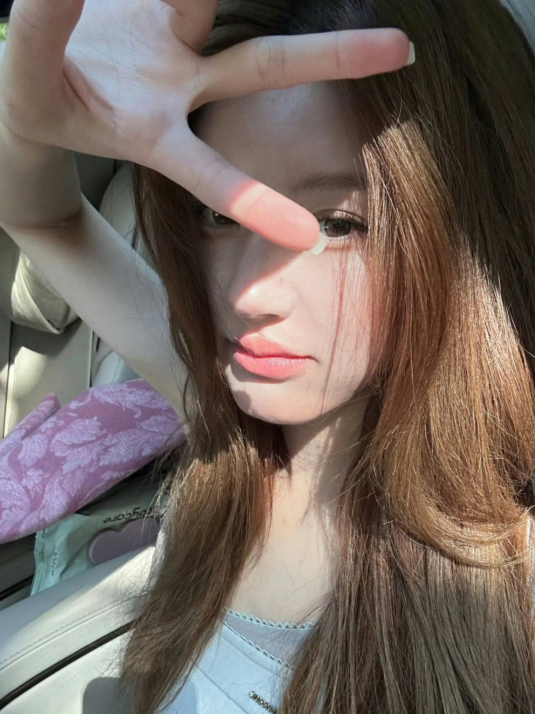 赵露思 zls赵露思 zls赵露思伊菲丹面膜代言人不管未来多艰难 都要记得抬头看