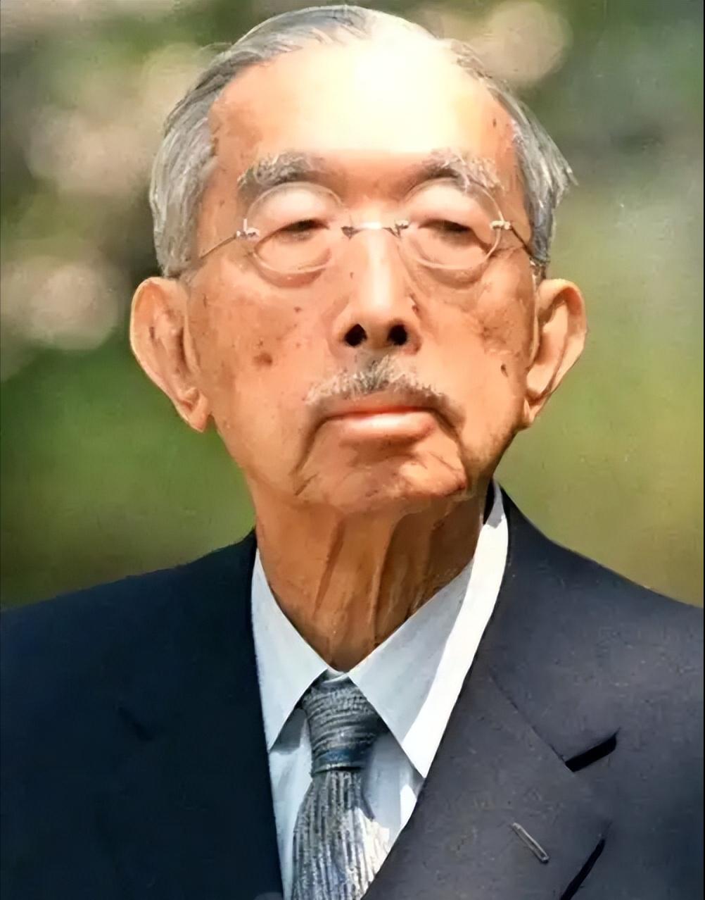 日本骗了全世界整整81年！

这份《终战诏书》通篇没有“投降”，没有“战败”，没