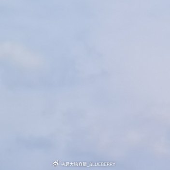 世上难有十善之人，亦难有十恶之人。世上无不可为之善，只有不为善之人。 勿以新怨而