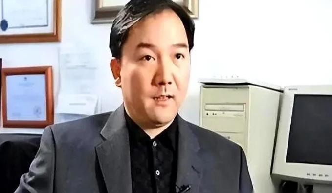 一个上海男人在墨西哥把富贵险中求玩到了极致，豪宅里藏着2亿美金，后院里关着白虎，