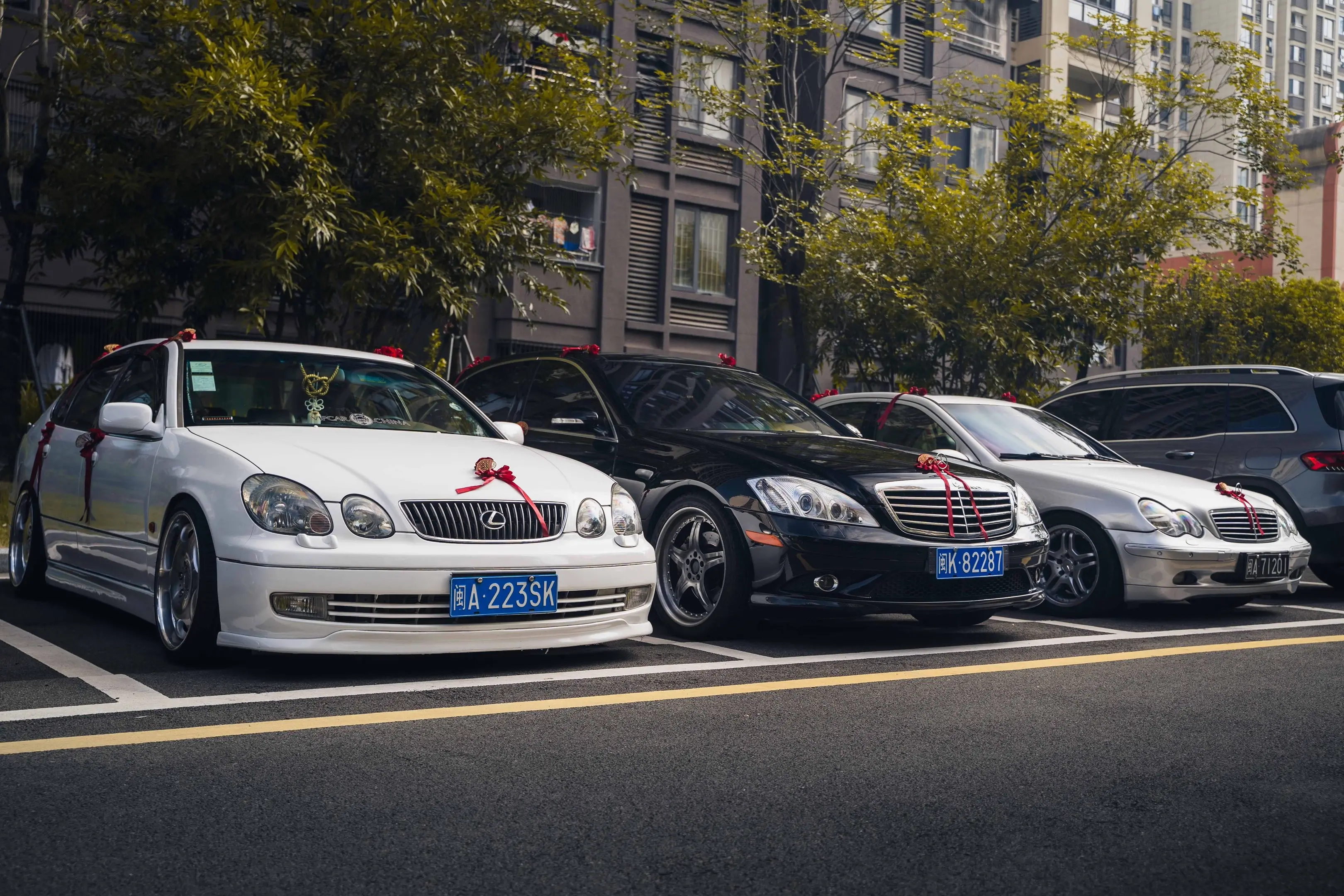 结婚还是聚会啊。