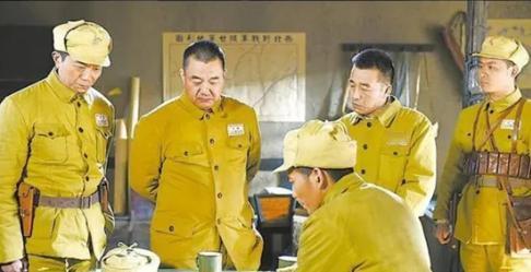 1952年，大病初愈的陈赓来到朝鲜战场，接替彭德怀的工作，结果刚到朝鲜没几天，陈