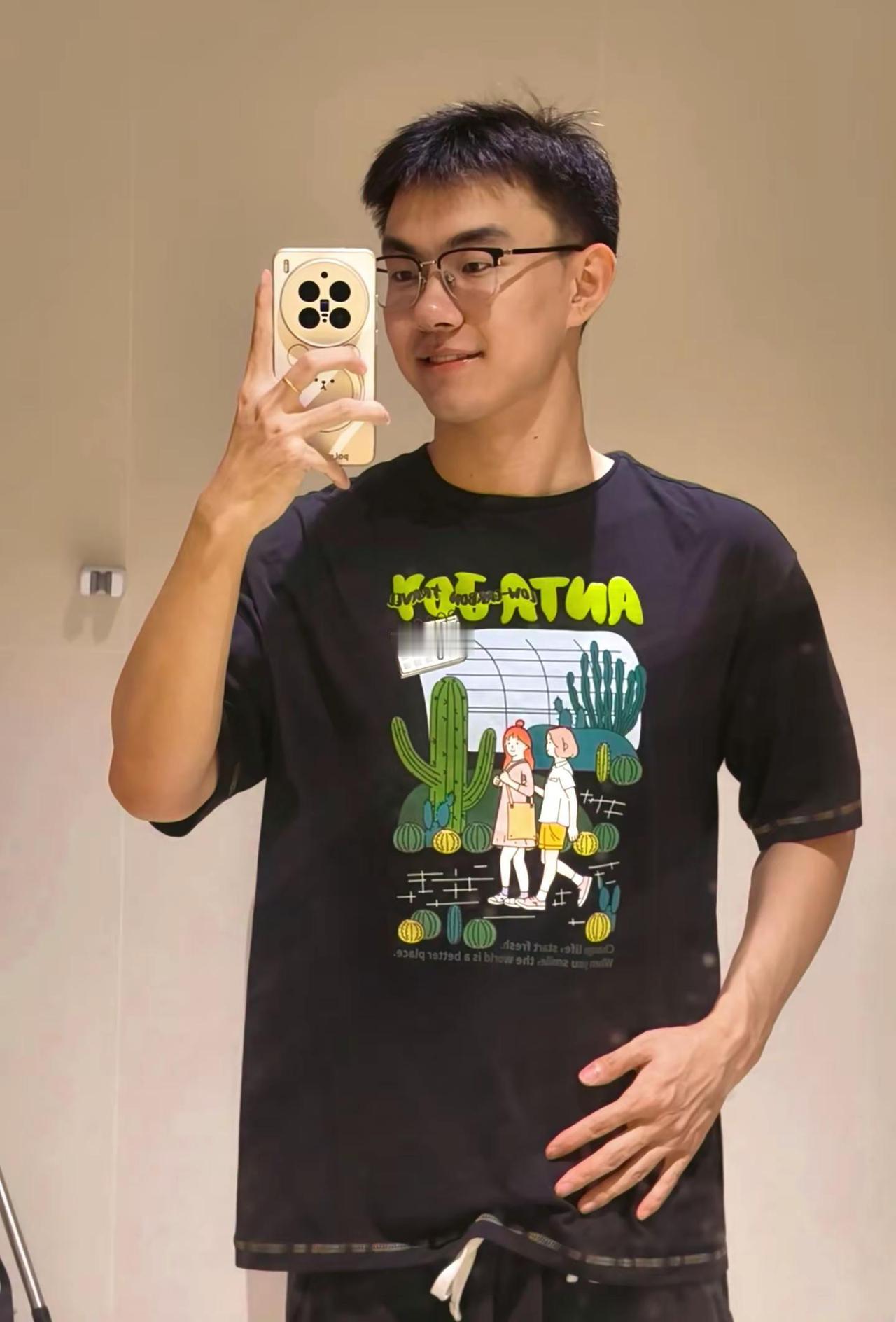 黑衣vs白衣，拾破烂的大叔寻找白衣少年感……小狗日记 金铲铲之战 今天穿什么