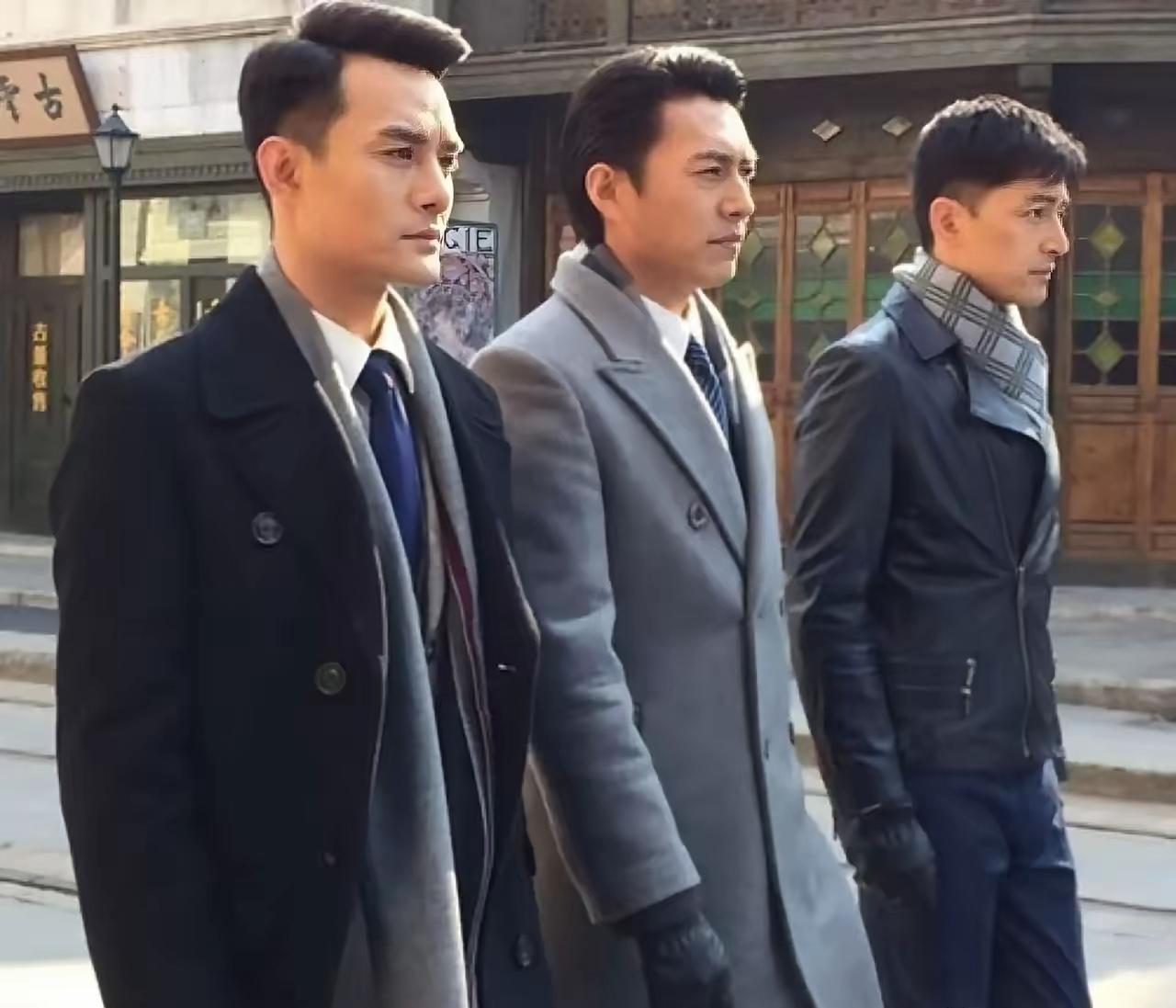 高层，顶流，查无此人。伪装者三兄弟“爆火”十年后人生已然云泥之别。

  看似胡