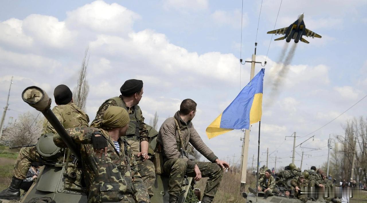 “我已经精疲力尽。4年里，7个要好的朋友殒命战场。”新华社记者基辅街头偶遇乌军士