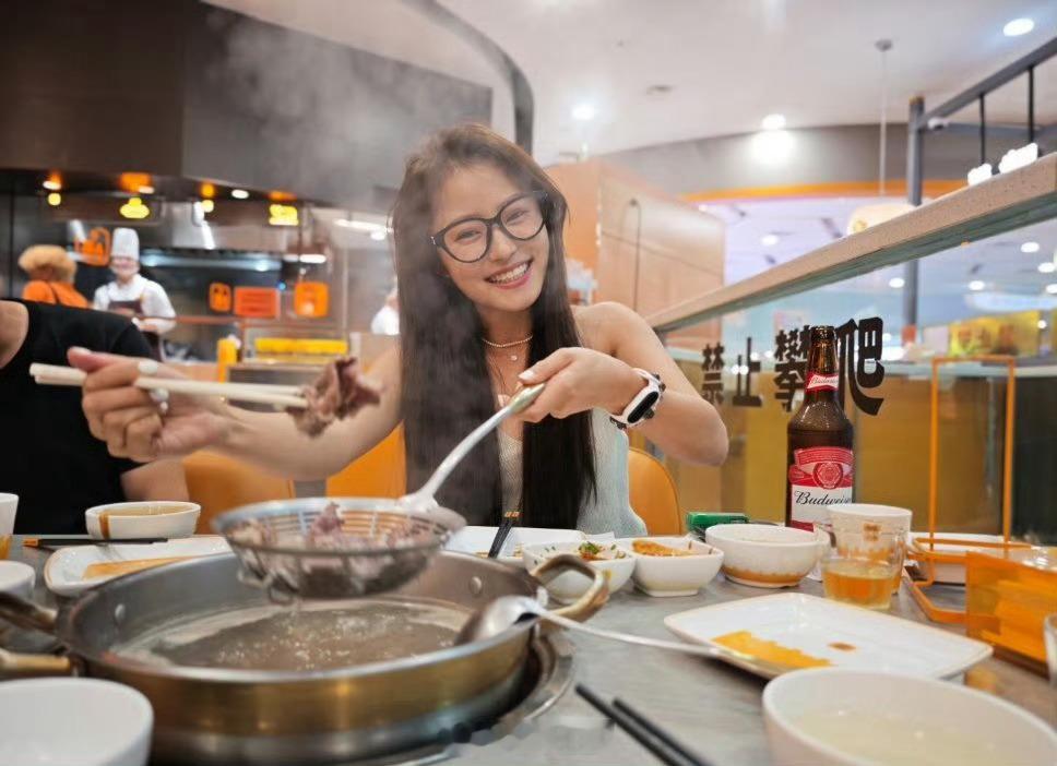 事实证明：我涮的肉真的很好吃[春游家族][春游家族][春游家族]  ​​​