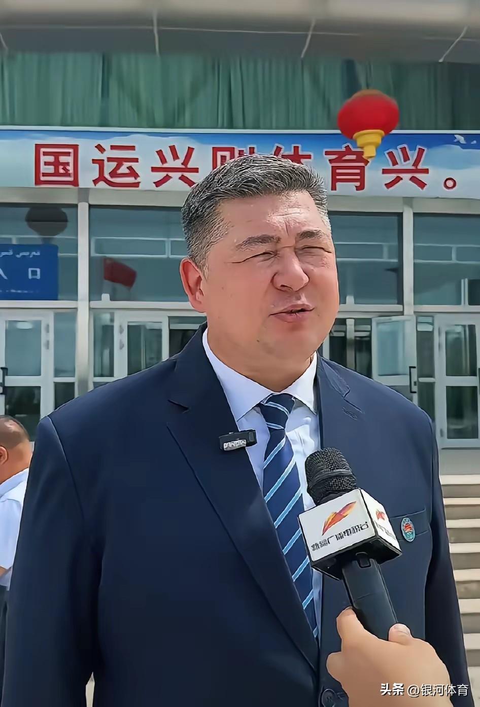 新疆队选择买吾兰任总经理是非常正确的决定，新疆队确实需要一个懂球也懂新疆队的人来