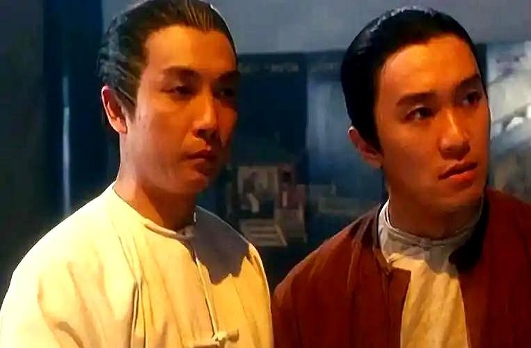 “反清复明”根本不是什么家国大义，就是一句用来洗脑的“阿弥陀佛”。

陈近南把韦