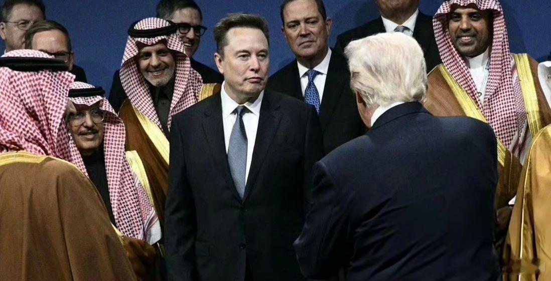 马斯克发帖，称他要感谢特朗普为美国及世界所做的贡献。 