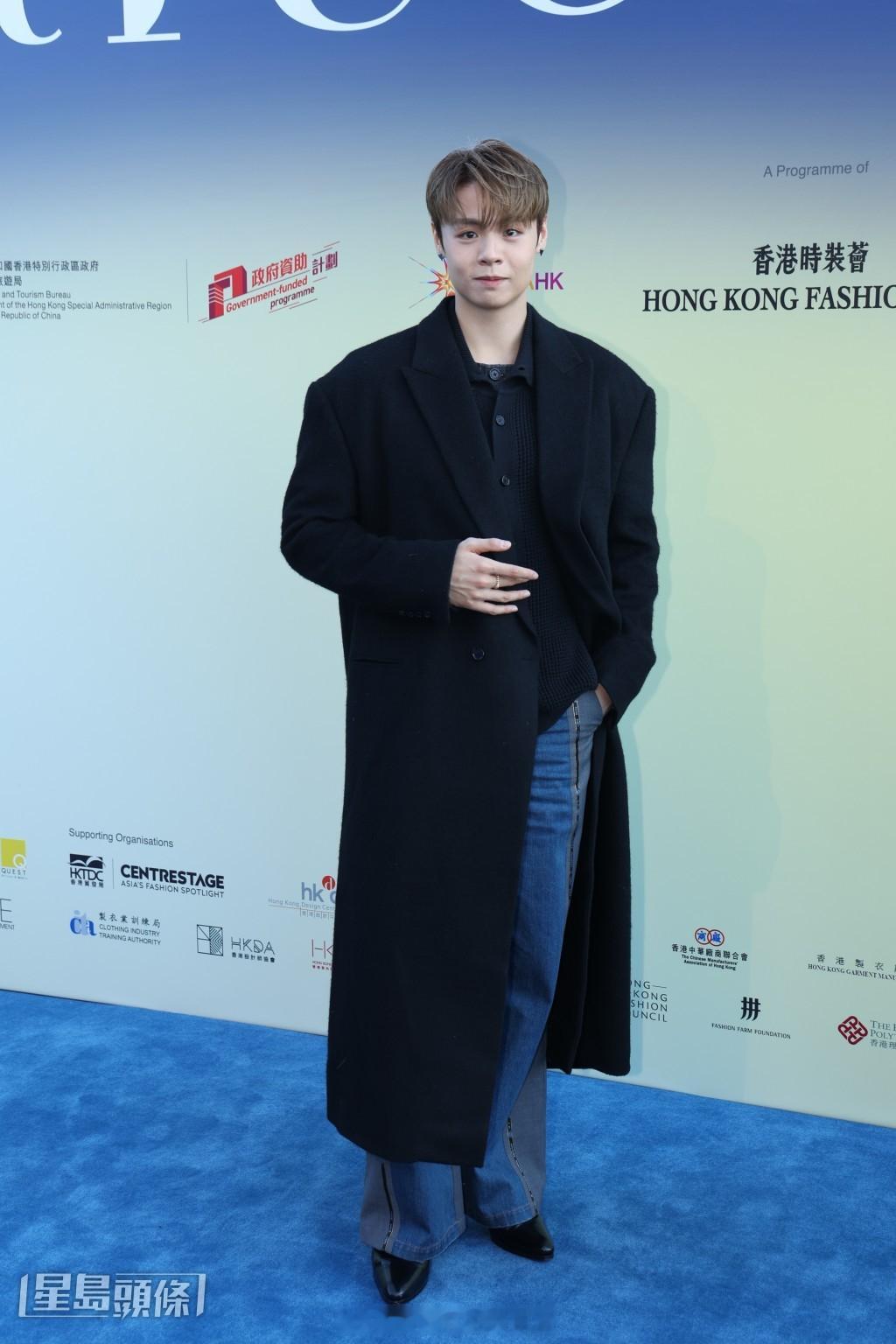 冼靖峰赞丁子朗跳舞厉害GM搞气氛最拿手 何晋乐歌手方面工作量大减 不认为公司资源