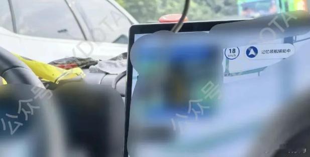比亚迪的记忆领航功能已经在内测了，预估很多车型可以在一月底的时候用上比亚迪秦L