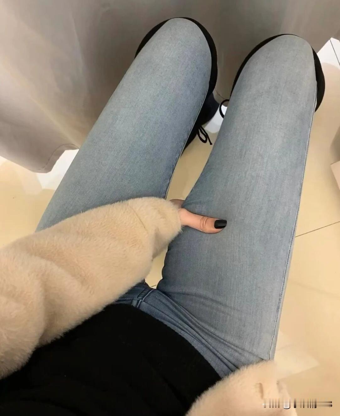 比起惊天动地的浪漫 渴望身边有个始终不离不弃的温暖身影