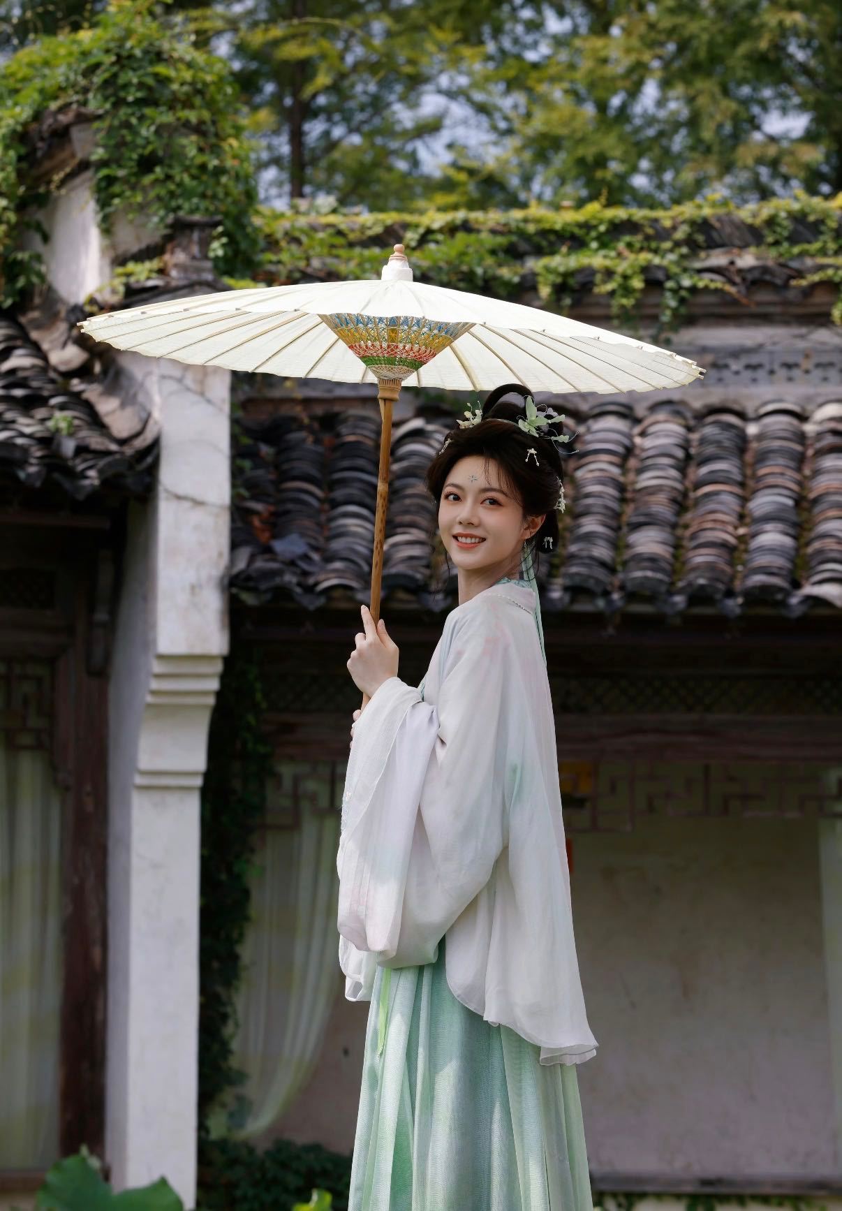 赵今麦王安宇天选古人赵今麦王安宇演古人是专业的 《一念江南》开机路透惊到我了！赵