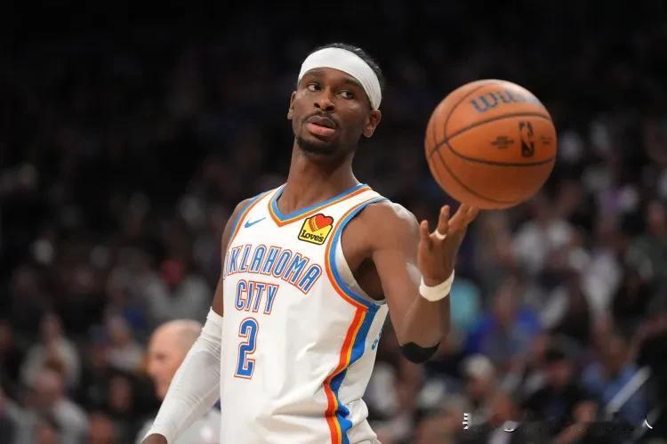 半场比赛结束
雷霆客场69:56领先鹈鹕13分
首节雷霆攻势凶猛拿到了49分，鹈