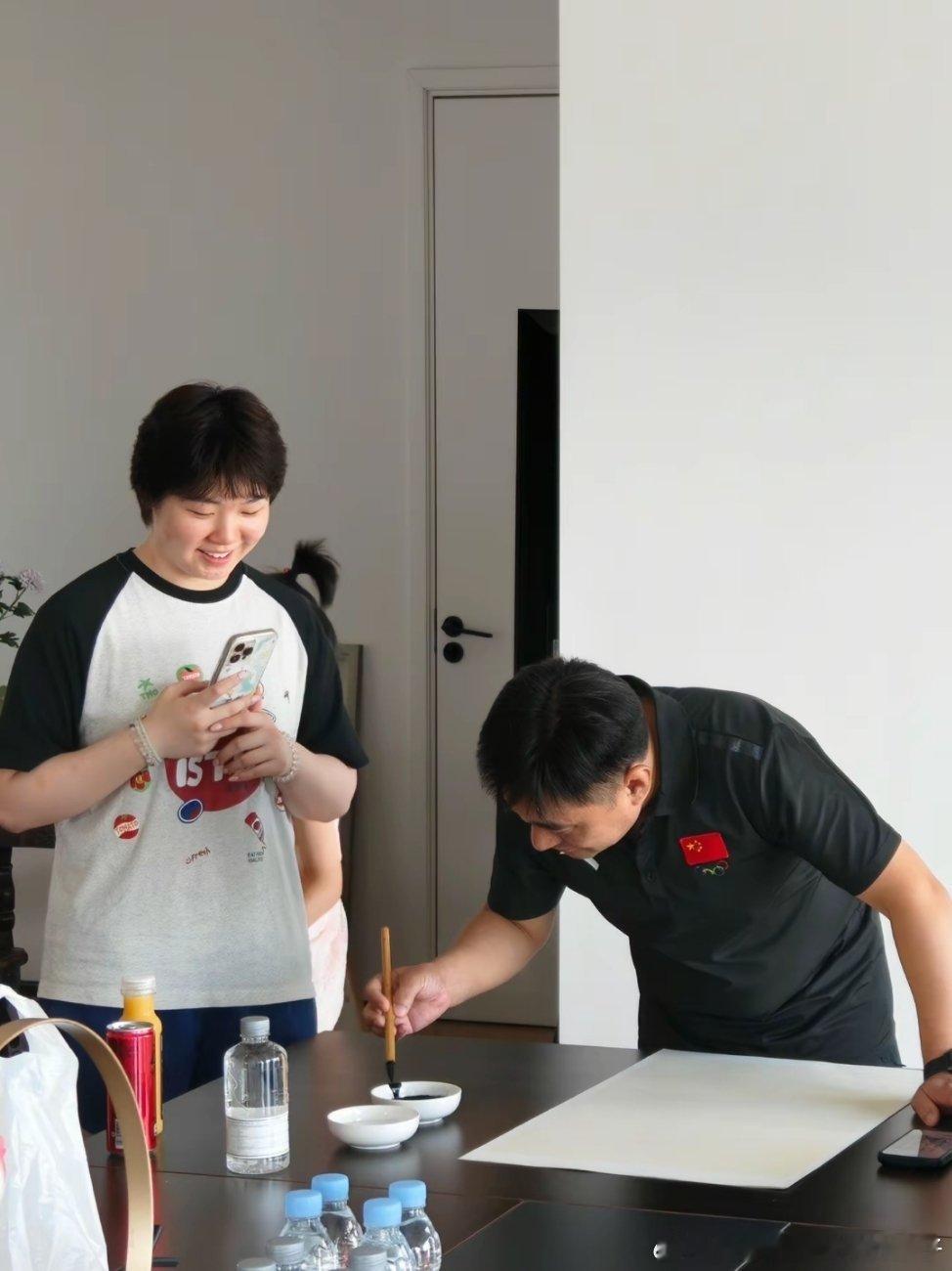 蒯曼回到江苏和书法家朱权的合影📷 ​​​
