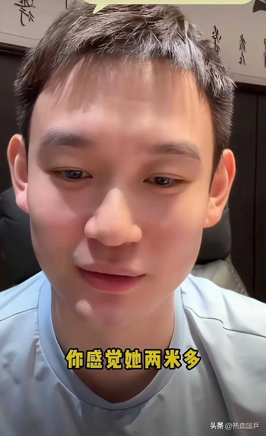 听完刘丁硕这一解释，不禁对莎莎肃然起敬！
“莎莎小腿上的淤青，不是磕出来的，不是
