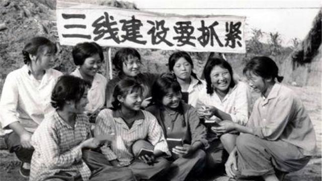 关于东北支援三线时的随迁家属数量，目前缺少精确到个位数的全国总数，但辽宁省的数据