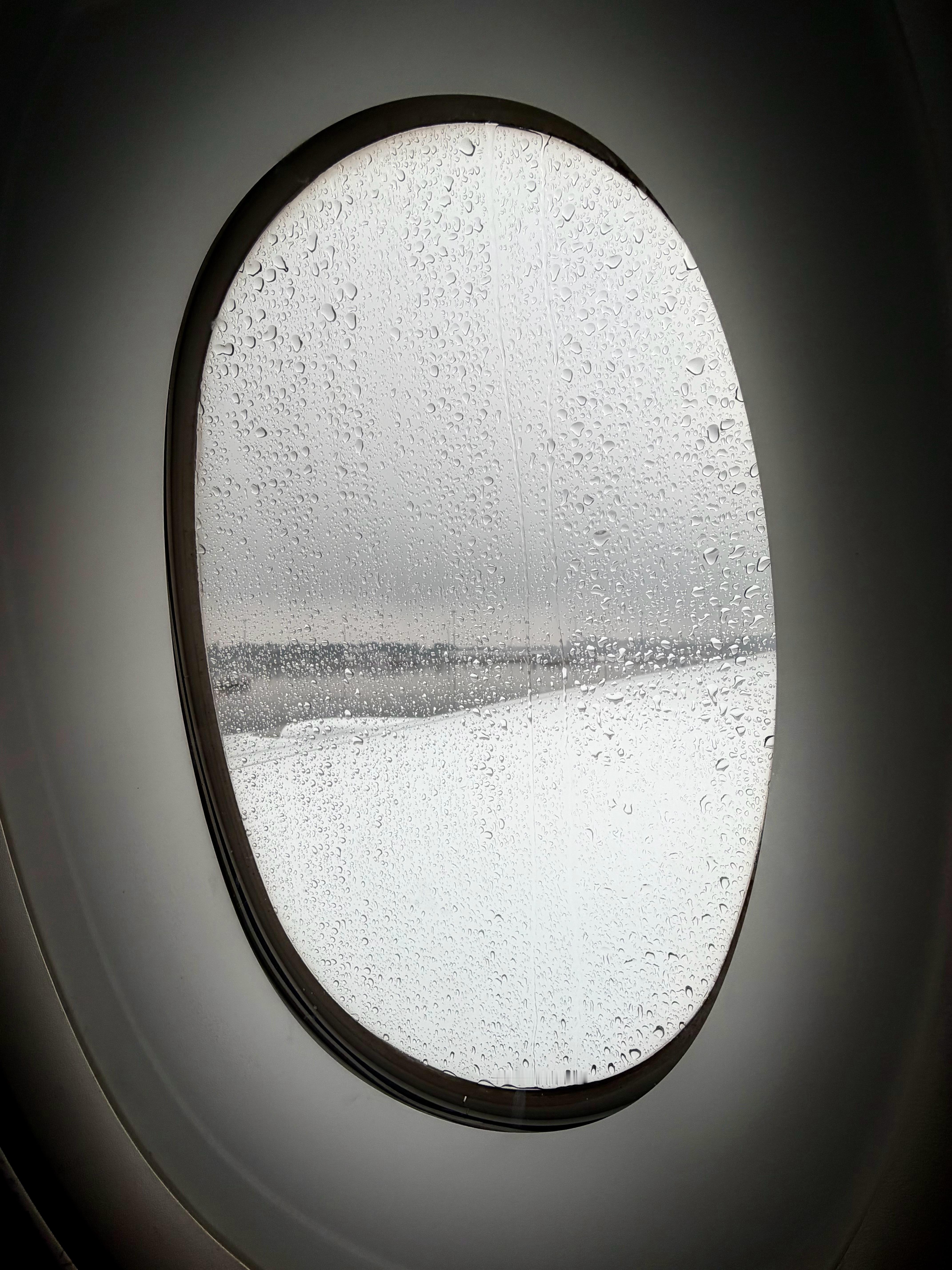 广州在下小雨，不知道能不能准点起飞 广州·广州白云国际机场