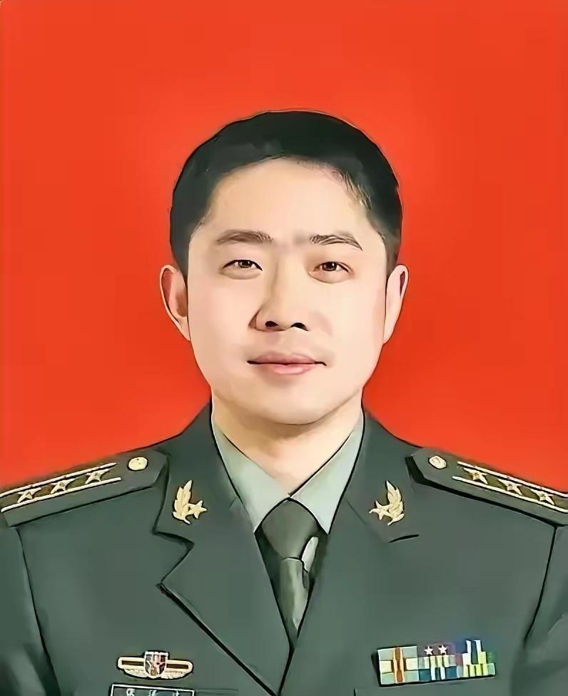 张泽斌，中央军委联合参谋部某局参谋。男，汉族，1983年8月出生，2000年9月