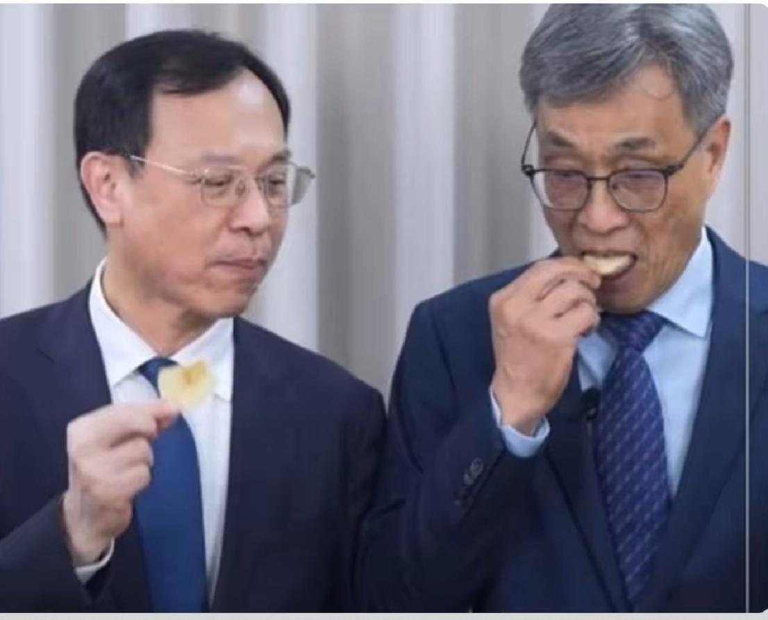 为了证明美国的马铃薯发芽仍然可以吃，台卫生部门和农业主管部门的负责人很卖力，亲自