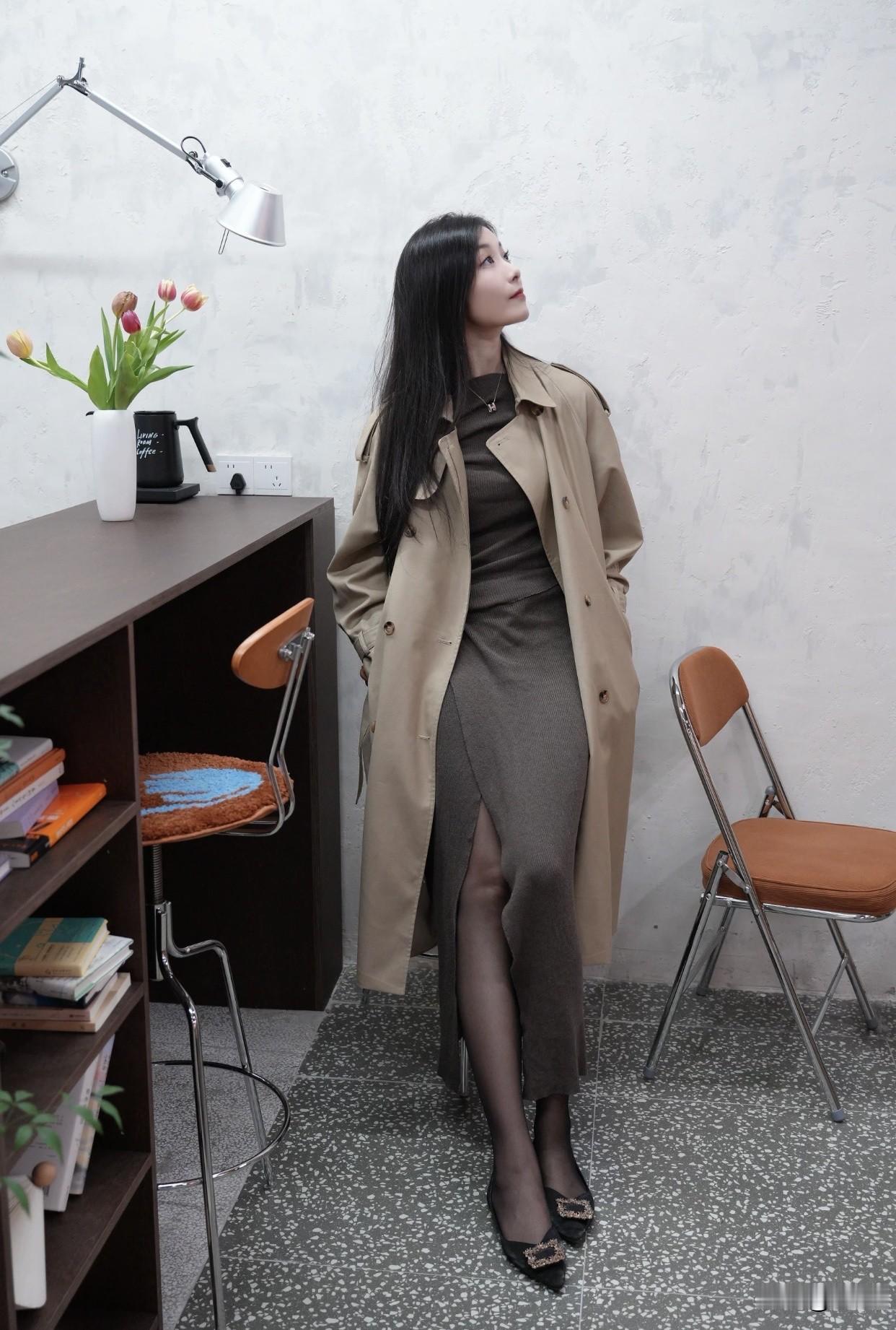 什么样的女人最有吸引力有教养的女人，举止得体。