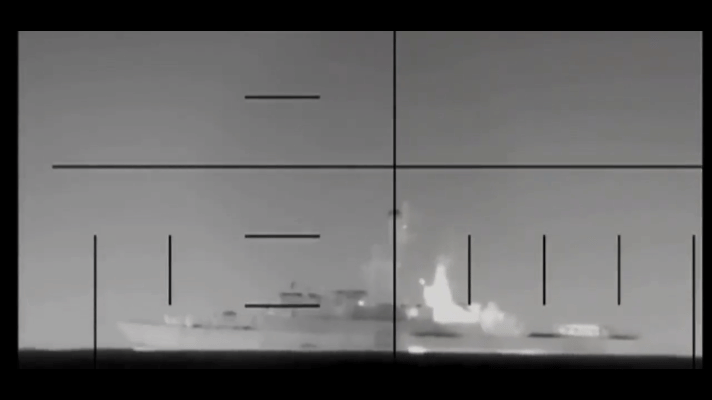 美国哥伦比亚广播公司（CBS）报道称，击沉伊朗驱逐舰“德纳”号的是美国海军洛杉矶