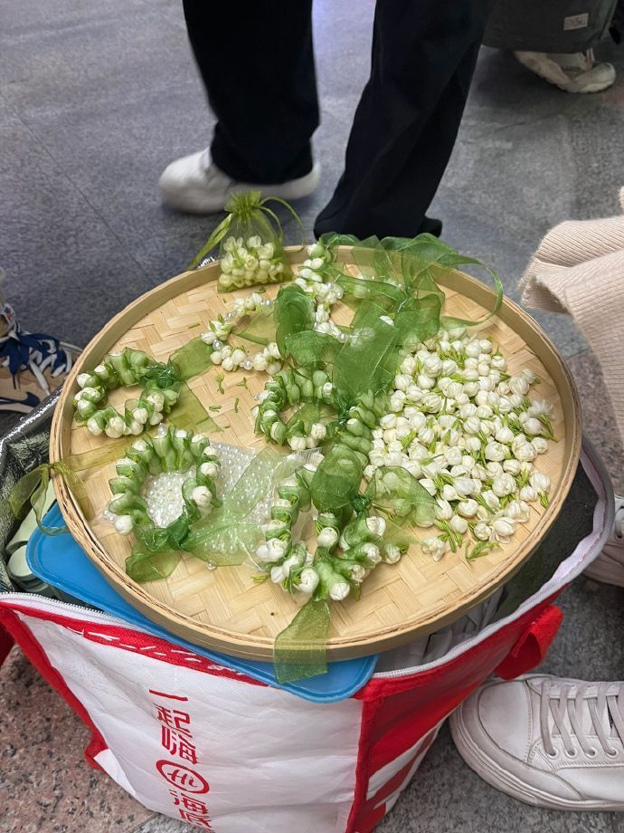 发现现在游客的钱真的很好赚 