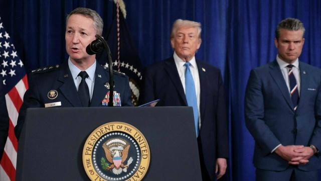 隔空互怼！美军警告别打伊朗，特朗普：100%错误，轻松赢！
 
突发！美军最高将