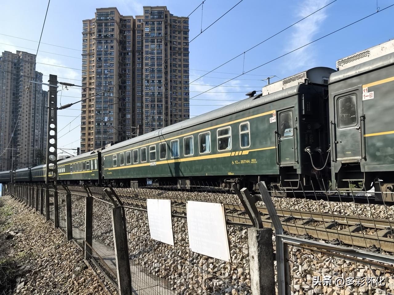 开往广西的普速列车，总是那么孤独求败，每天只有一趟车在南焦柳线上徘徊，K617一