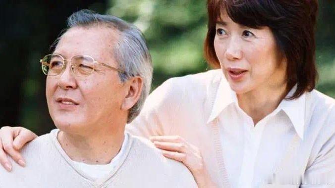 凤凰新闻【医生发现：能活到95岁的长寿者，大多在65岁，就不碰这5事了】最近在门