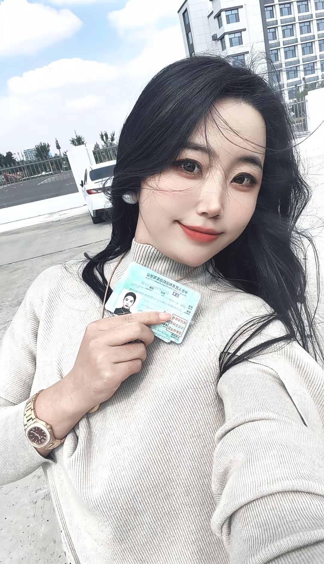 一个普通的上午，29＋的高女士顺利增驾D证✅解锁两轮｜三轮｜四轮单车🚲可踩，摩