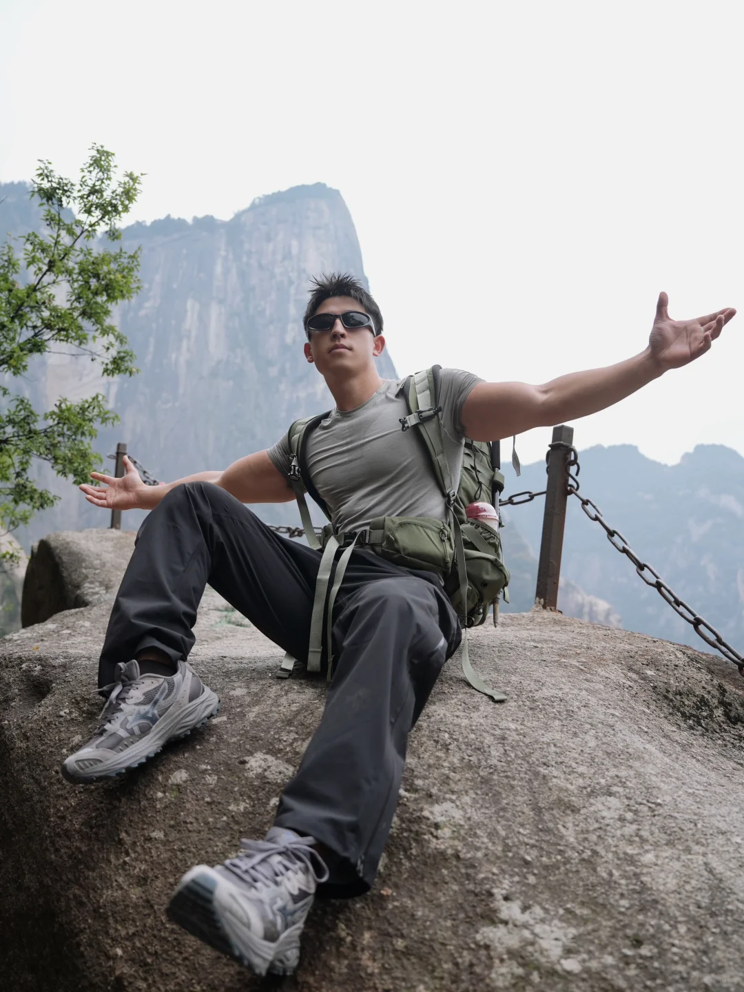 废腿警告⚠️ 华山专治嘴硬的人