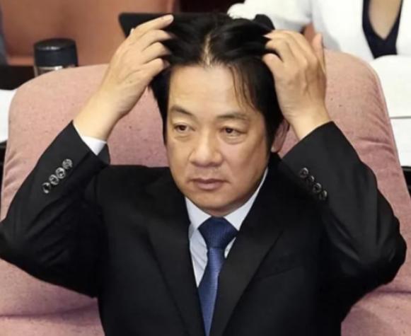 就在刚刚，台湾“国防部”宣布了一条重磅消息！

说侦获了一台大陆无人机，还立马跳