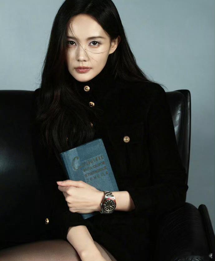 李一桐点痣了   李一桐居然那么适合点痣！啊啊啊啊啊哈哈哈太美了吧！脸上点的痣简