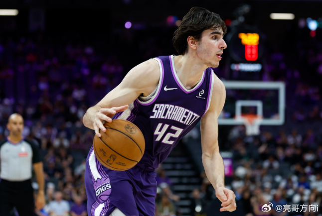 NBA常规赛，国王126-122力克篮网。此役，雷诺出战36分钟，13中10，罚