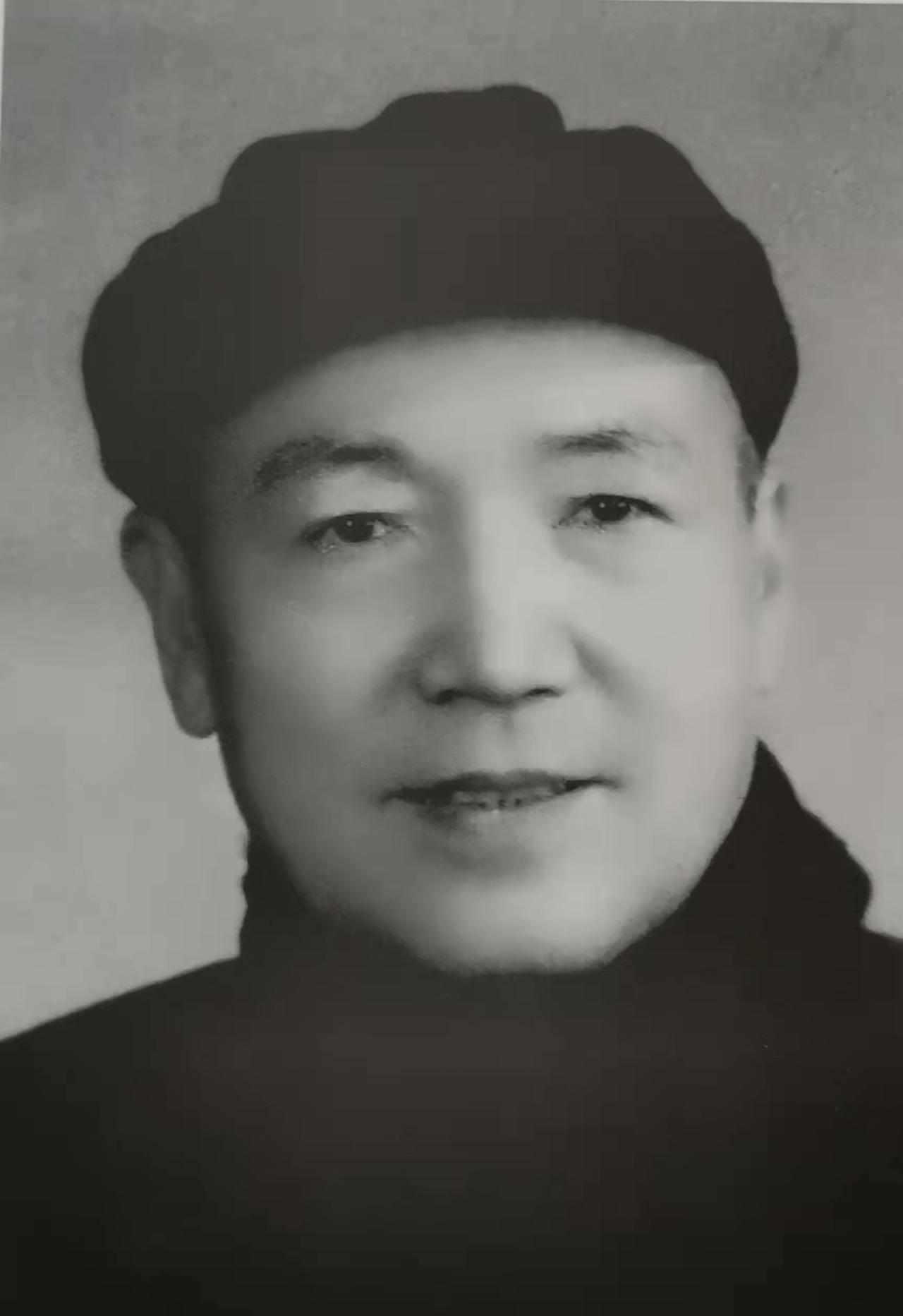 何郝炬回忆  在南京短暂工作  一

按：何老之所以把南京工作这段回忆写的很详细