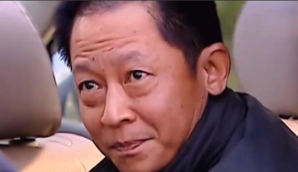 2000年，某场颁奖典礼上，王志文和一名女记者发生争执。女记者怒吼：“再狂，信不