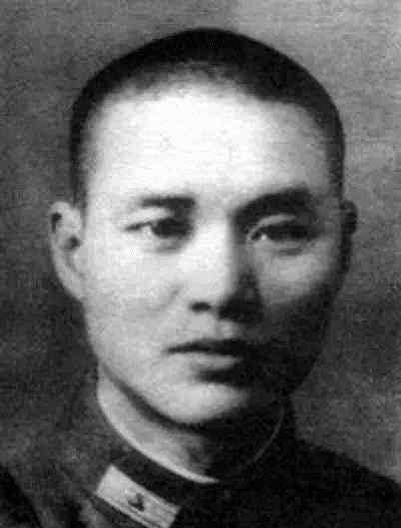 1980年，沈醉到香港探亲，并见到了已经改嫁的妻子，他沉默片刻后，对妻子的现丈夫