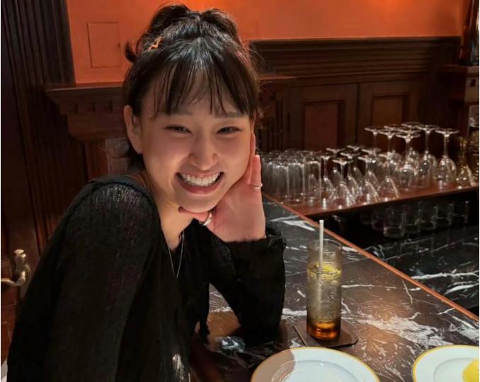 这下真出名了，韩国艺人刘慧英的目的也达到了！

原本只想在韩国刷波关注，结果现在
