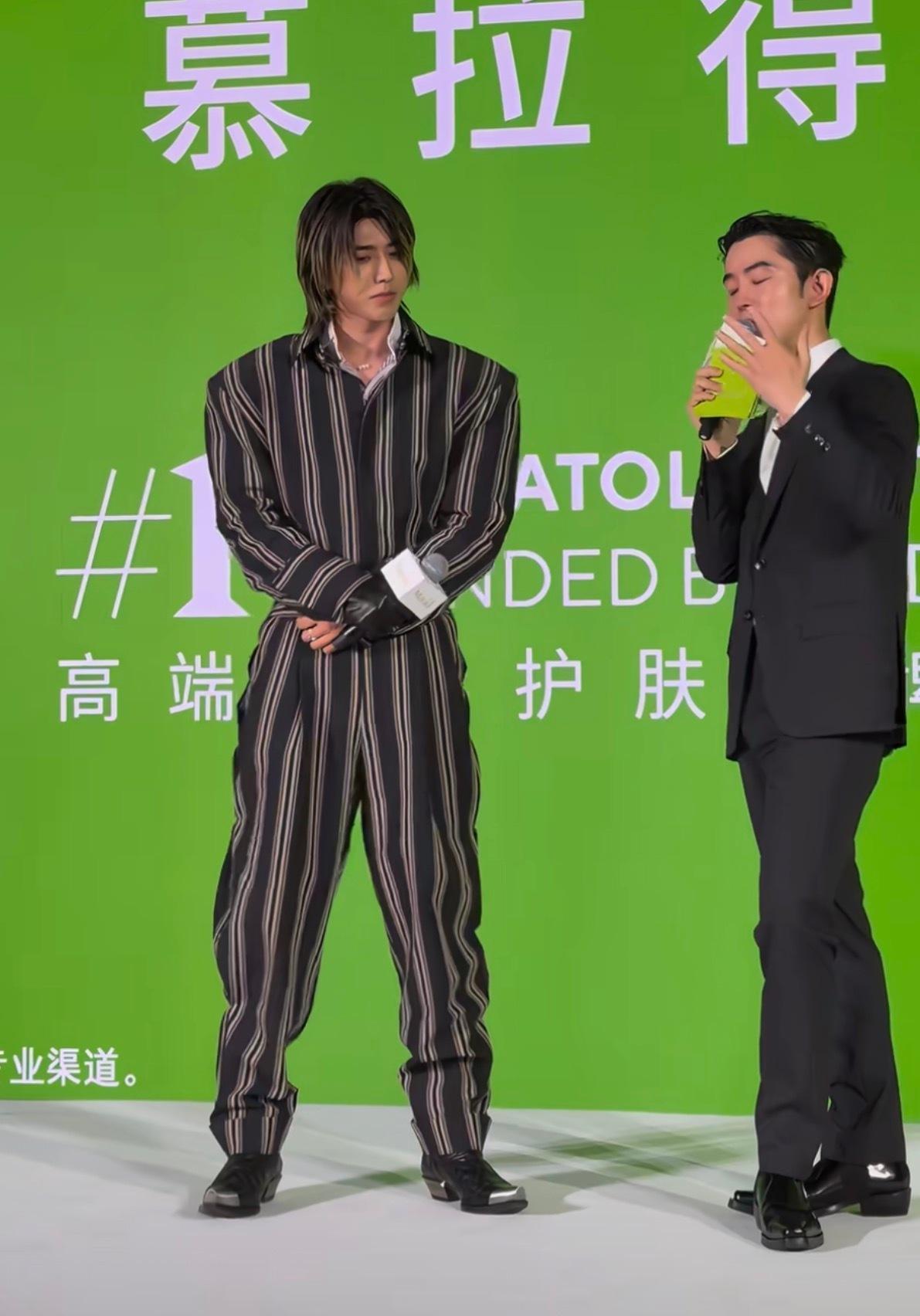 坤坤才是双开门鼻祖 
