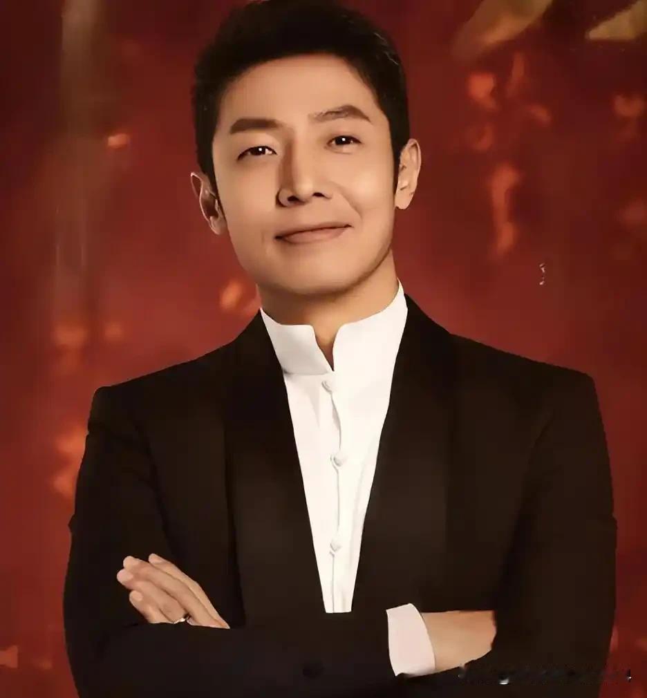 终于知道央视春晚主持为啥一直有撒贝宁了，不是靠颜值，也不是靠人脉，而是他的控场能