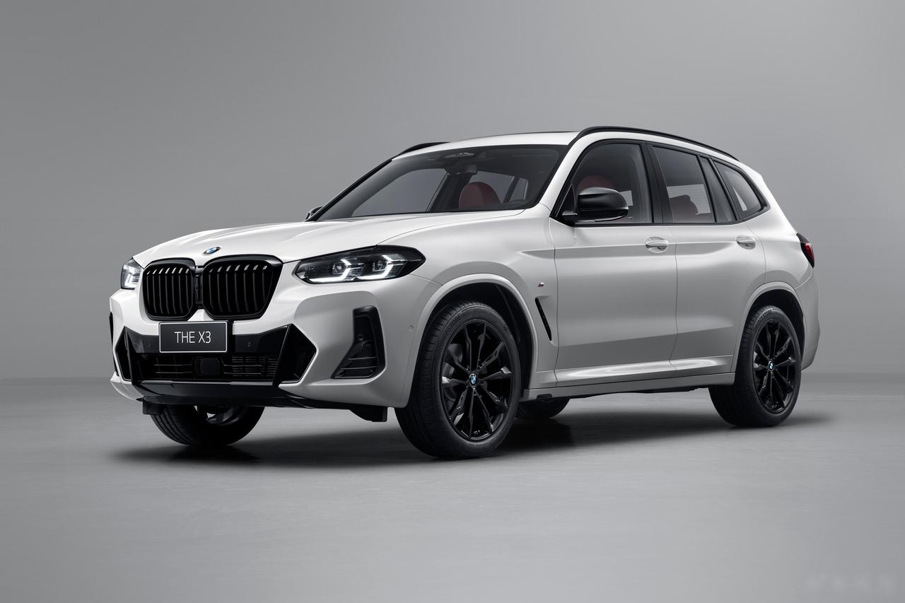 2022款xDrive30i领先型M曜夜套装，行驶近30000公里，最近保养时，