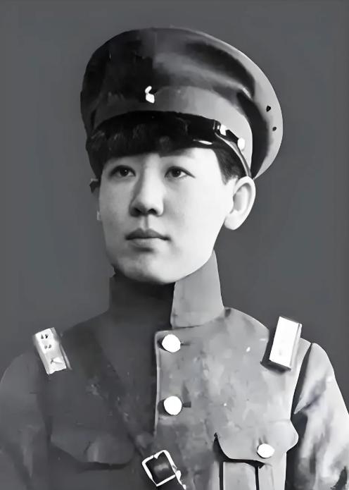 1939年，东条冥郎看到女儿的尸体被完整的送回来后，异常兴奋，立即从腰间拔出刀子